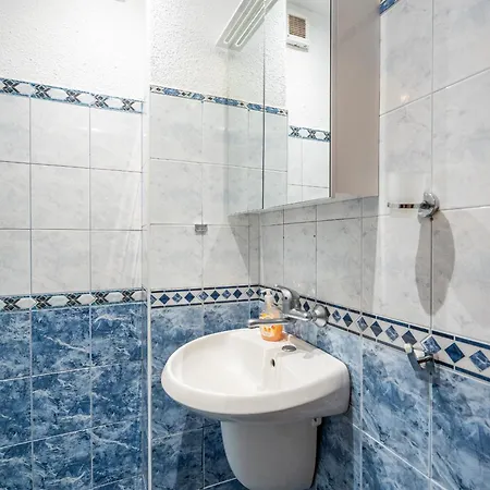 The Right Choice 22 Apartment *