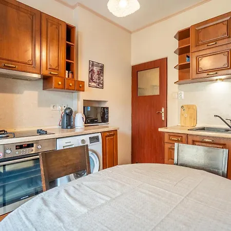 The Right Choice 22 Apartment *